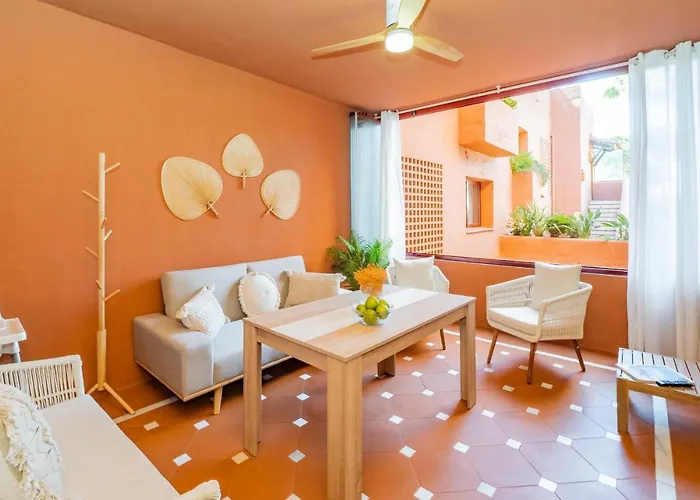 Cubo's & Parking Jardines De Don Carlos Appartement *